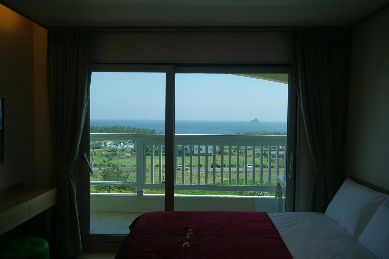 Jeju The Ocean Hill Pension Согвипхо Экстерьер фото